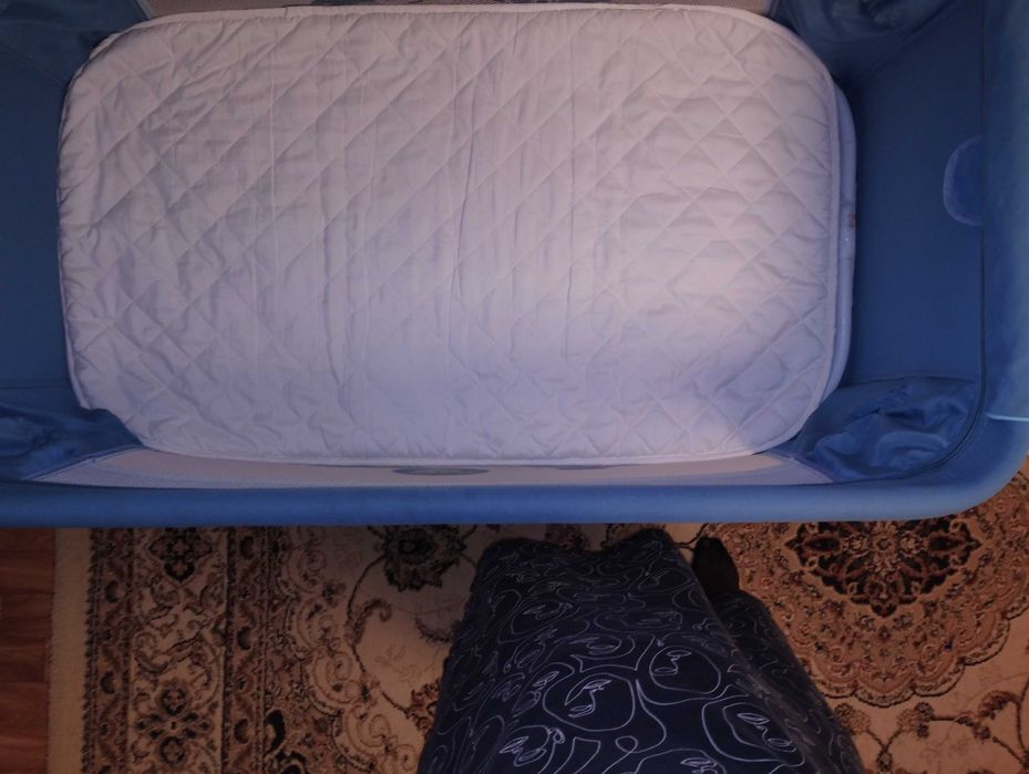 Продам детскую кровать манеж