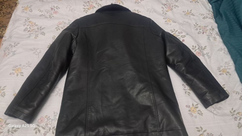 Зимняя кожаная дубленка   б/у