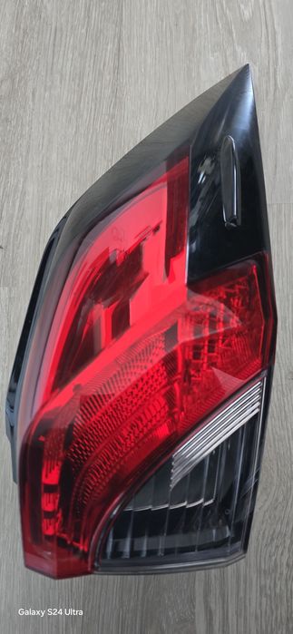 Stop dreapta spate Toyota RAV4 2019–2023 – original ICHIKOH