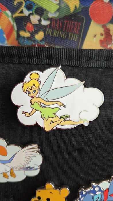 Колекционерска дисни значка (Disney pin)