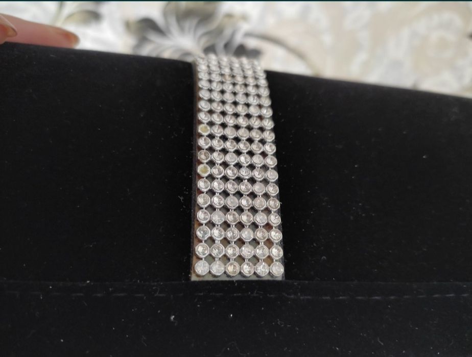 Продам бархатный  клатч