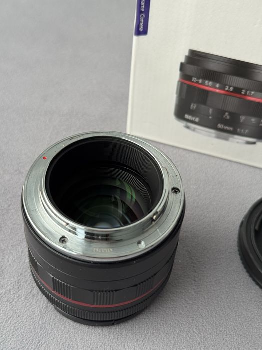 Meike 50mm f/1.7 (Sony E-Mount)