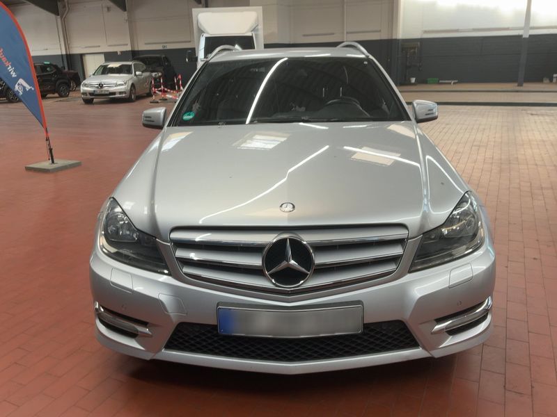 Mercedes-Benz C-Klasse C 200 CDI T BlueEfficiency Avantgarde 2012