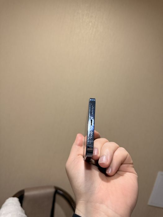 iphone 13 pro max экран точка