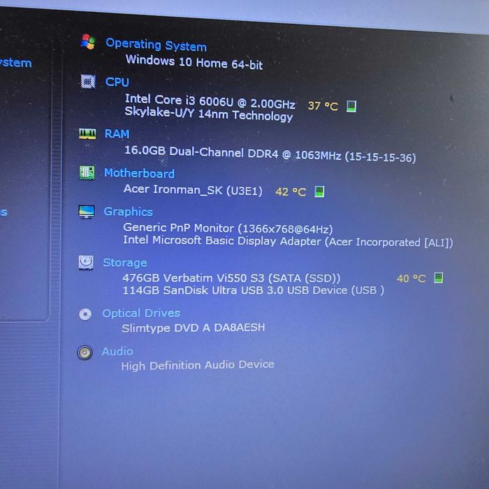 Продавам лаптоп Acer Aspire E 15 (E5-575G-31RF).