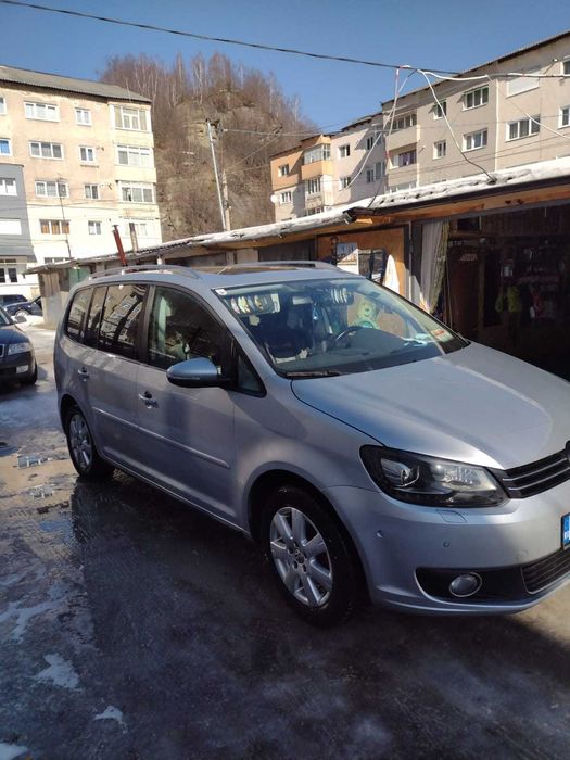 vand Volkswagen Touran 2013