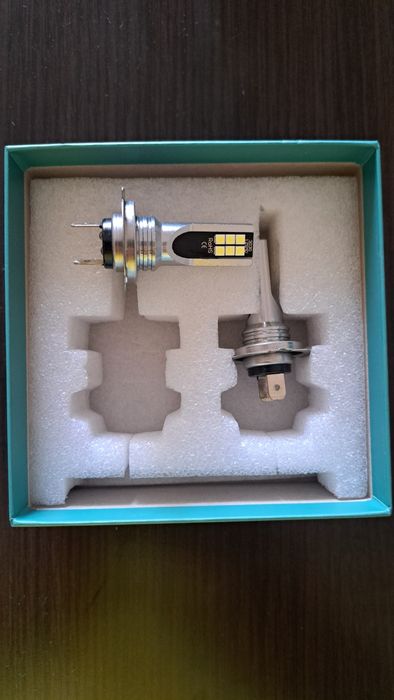 Set Becuri LED H7
