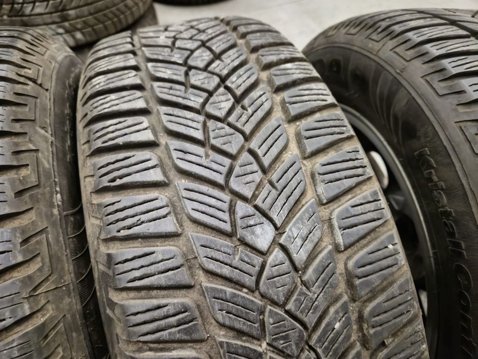 4 anvelope iarna Fulda 215 60 16 stare foarte bună