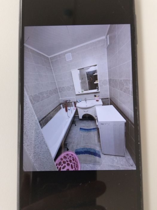 Продам 2 ком квартира район Батыс 2