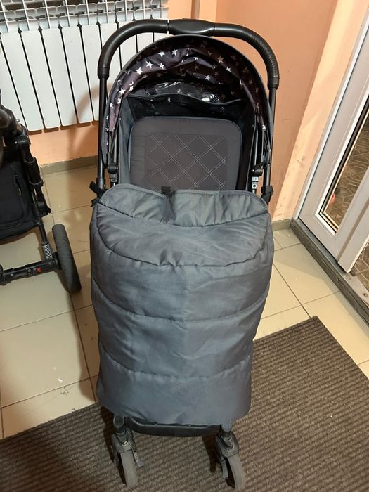 Продается прогулочная коляска