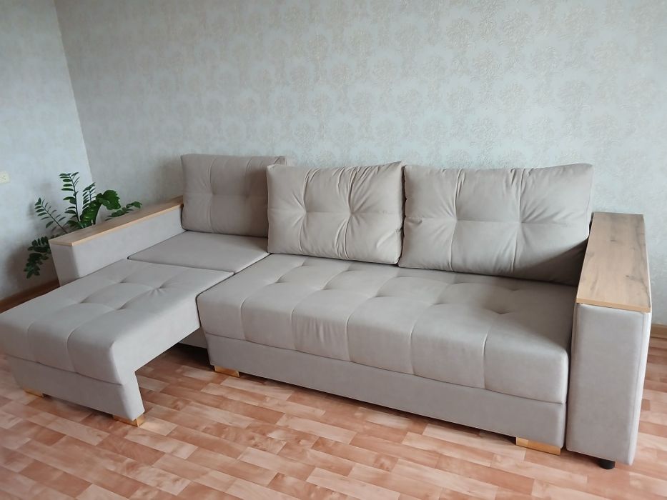 Продам диван в отличном состоянии