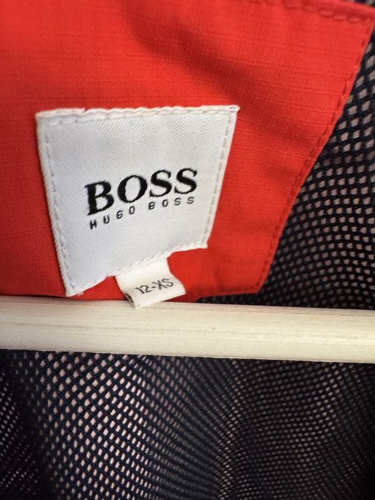 BOSS  XS пролетно яке