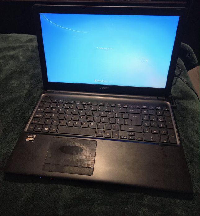 Лаптоп Acer ; Acer