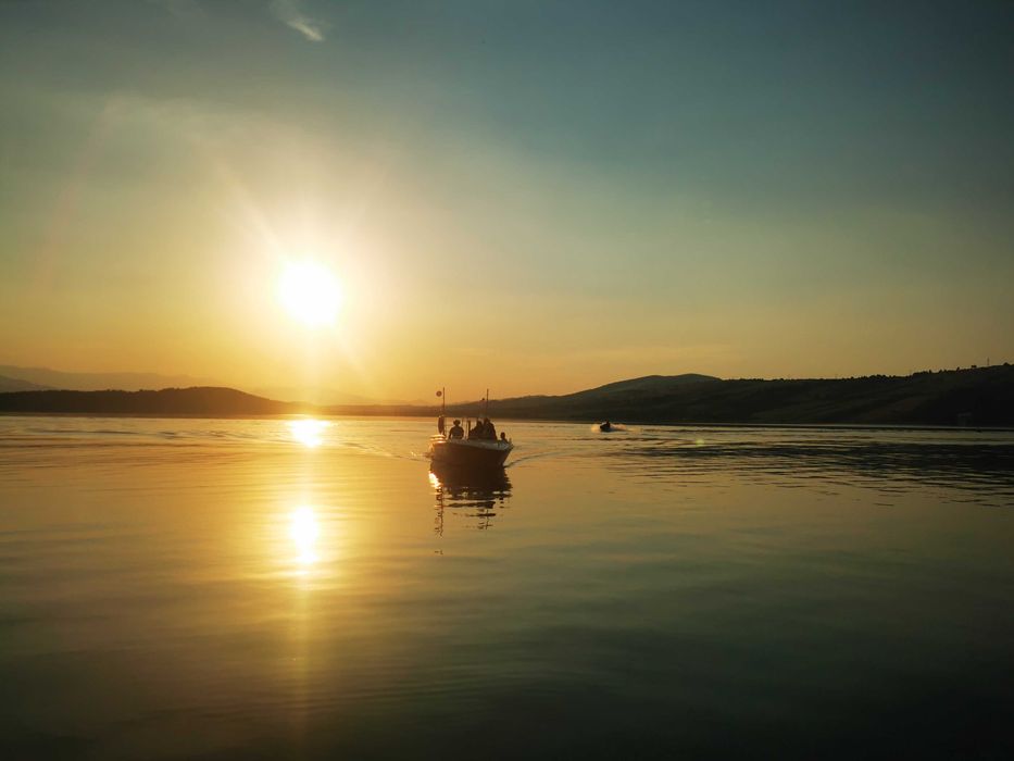 Продавам бизнес - воден атракцион на яз. Огоста