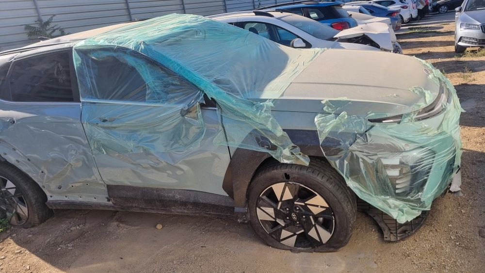 Hyundai Kona Avariat  2025 benzina România
