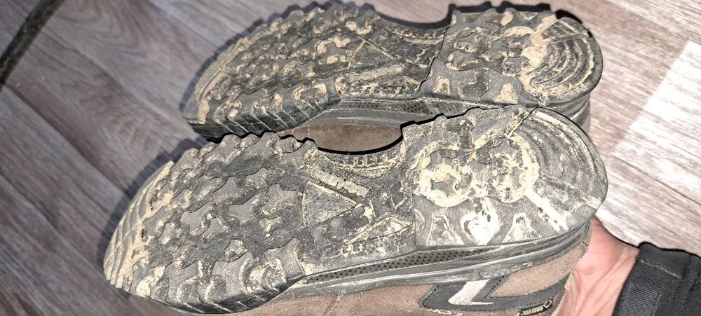 Lowa __Gore__tex__Дамски  Боти 37. 1/2