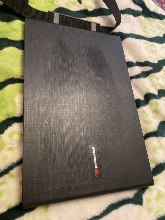 Продам ноутбук срочно