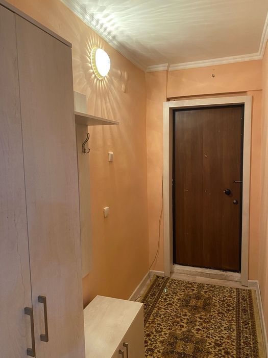 Трехкомнатная. Семь спальных мест.