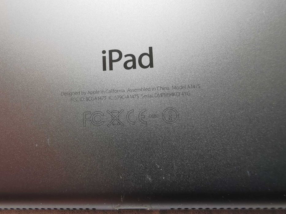 IPad Air 1 model  A1475  64 GB, IOS Version 12.5.8  modelul cu cartela