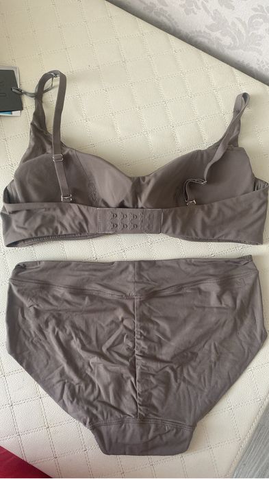 Срочно продам купальник. Новый