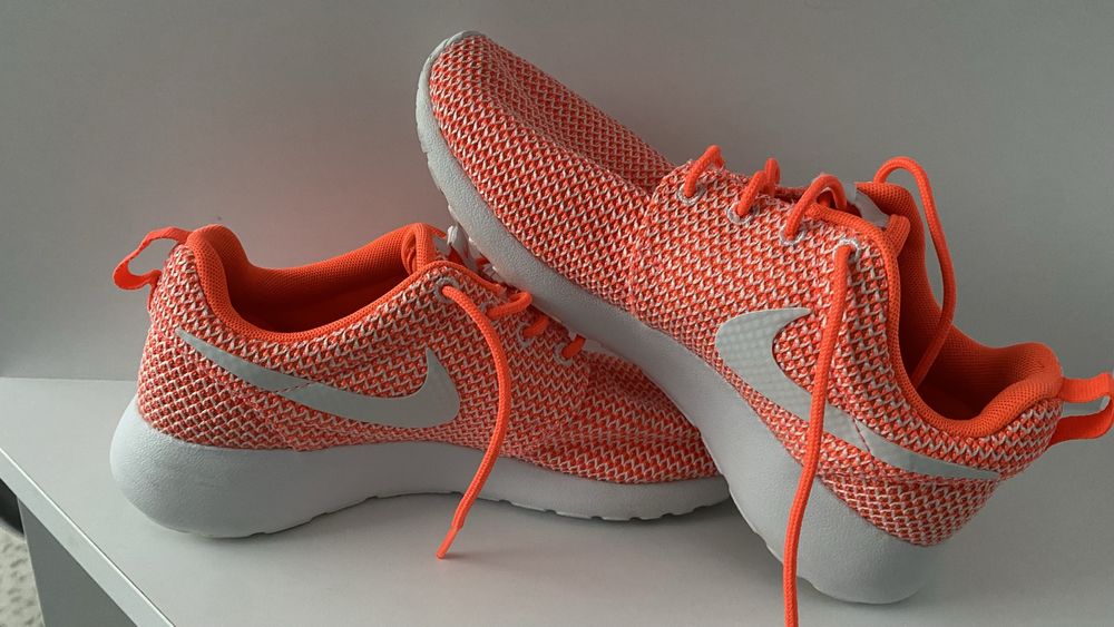 Дамски маратонки 37,5 н