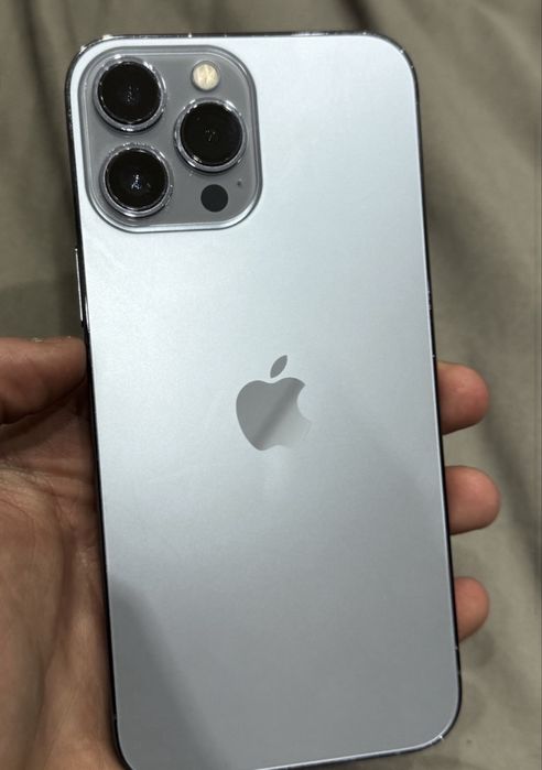 Продам Айфон 13 про