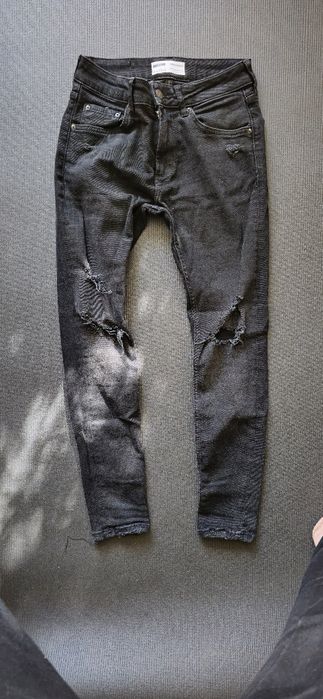 Три чифта дънки на промо цена 62лв.