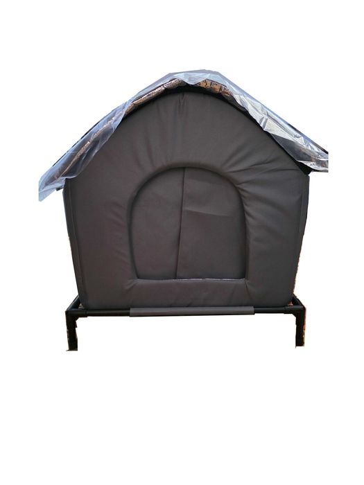 Утепленный домик для кошек с подставкой каркасом и шторкой