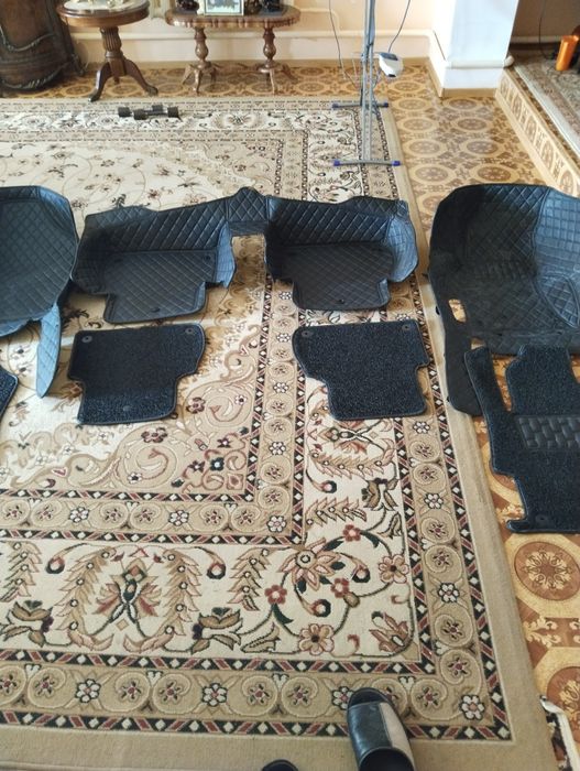 Продам коврик Три .Д.на  Субару XV.