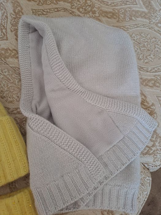 Наборы шапки манишка   капор ангора