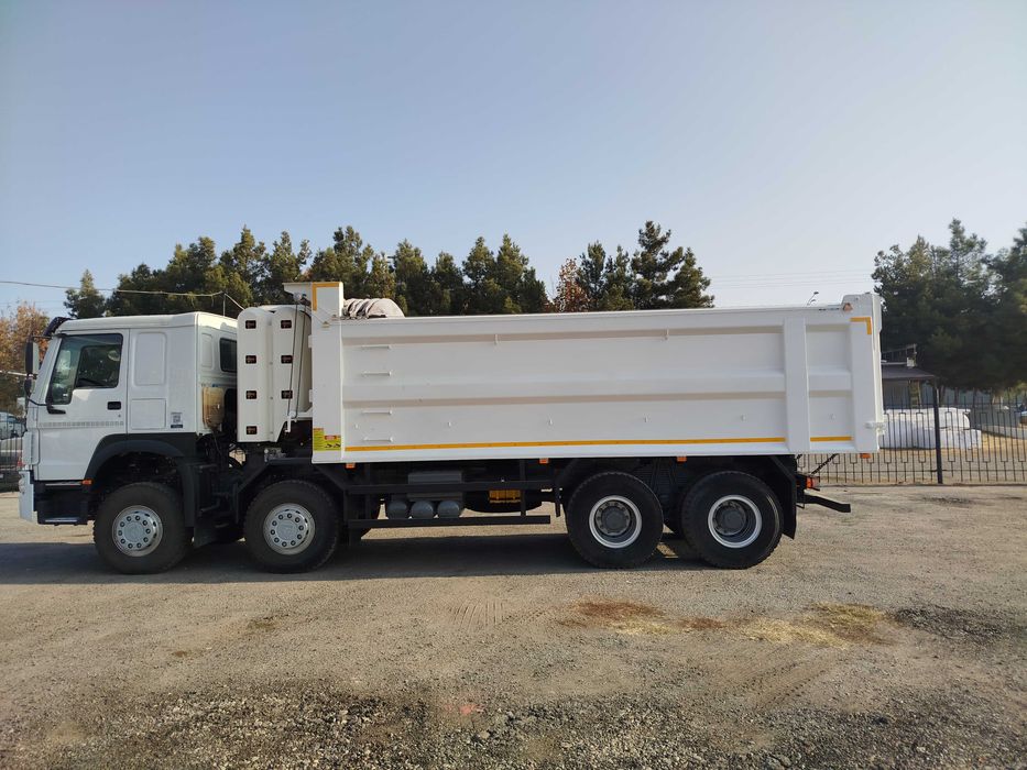 Автосамосвал Howo 8x4 на метан газе 40 тонна   новый счет справка