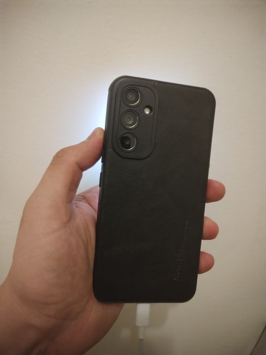 Samsung A54 5G телефон