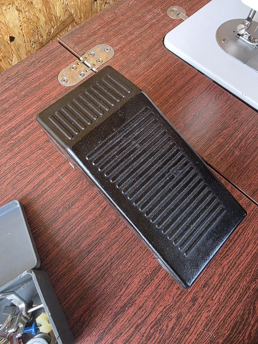 Швейная машинка чайка