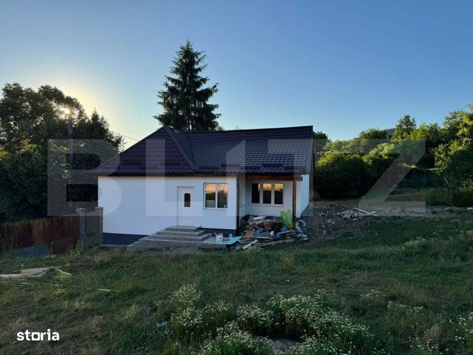 Casa de vanzare , 80 mp ,finisata recent, 25 arii teren, Teaca