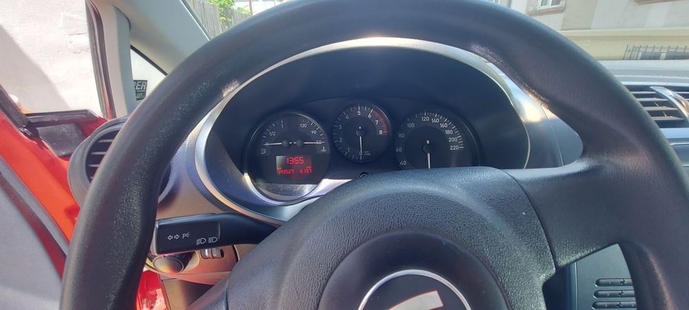 Auto de Vanzaree