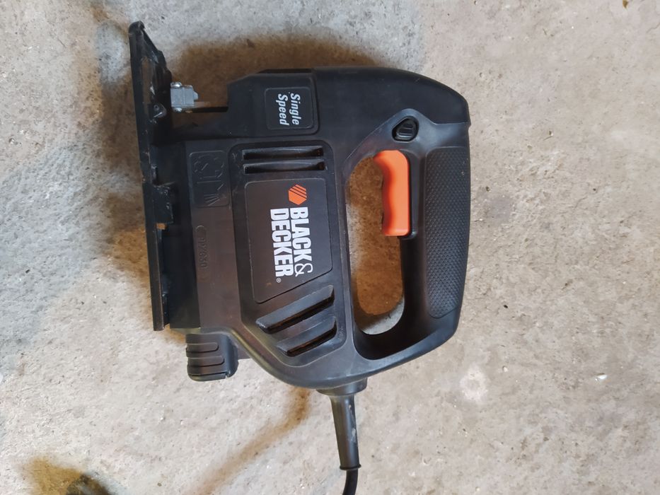 Fierastrau pendular/Masina slefuit/Bormasina  Black Decker/Geanta