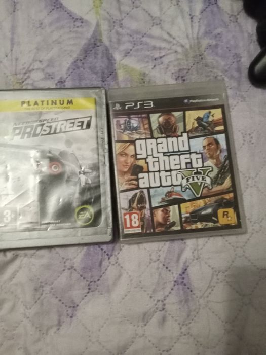 Продам приставку пс3