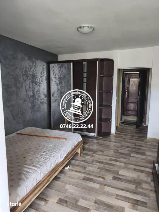 Garsoniera de vanzare in Galata — fotografia 1