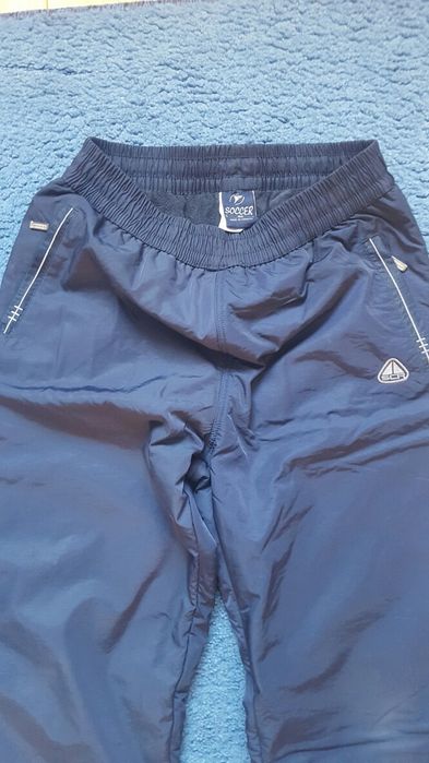 Продам штаны болоневые,теплые.