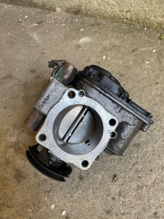 Clapeta de acceleratie Audi A4 1.6