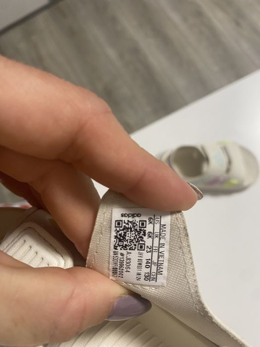 Адидас/adidas сандали за момиче 23