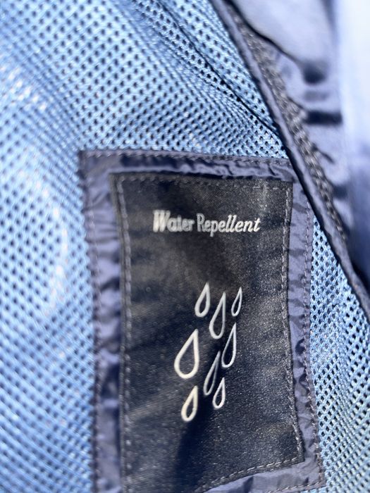 Armani , яке за дъжд