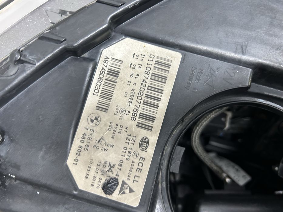 Far faruri bmw F10 F11 seria 5 LCI bi xenon adaptiv 2013-2016