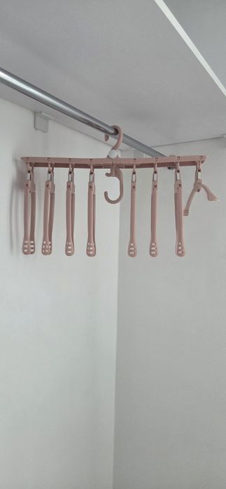 Вешалка  плечики