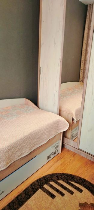 2 комн.кв.с мебелью и техникой 3 этаж, кирпичный дом, паркинг