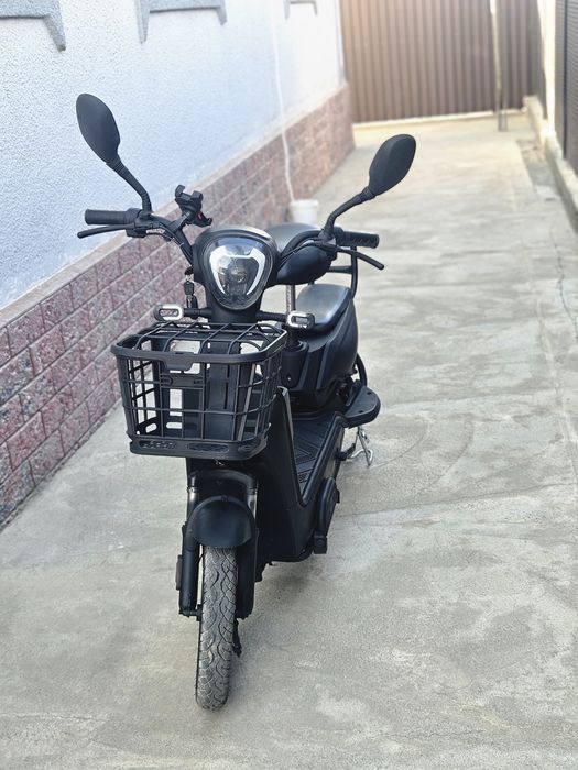 Продаётся скутер ск 8