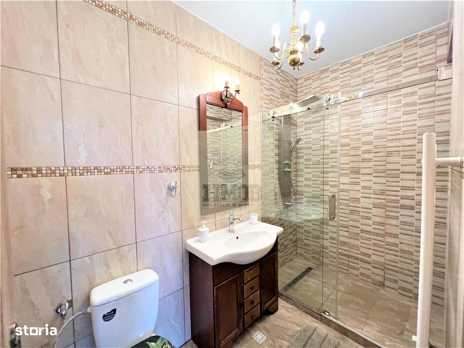 Apartament 3 camere 2 bai balcon mare 2 parcari D-na Stanca