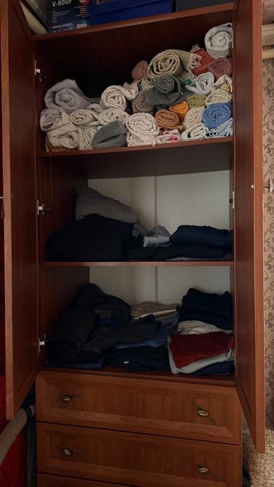 Продам шкафы б/у в хорошем качестве