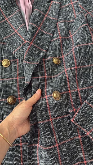 Костюм и рубашка в идеальном состоянии