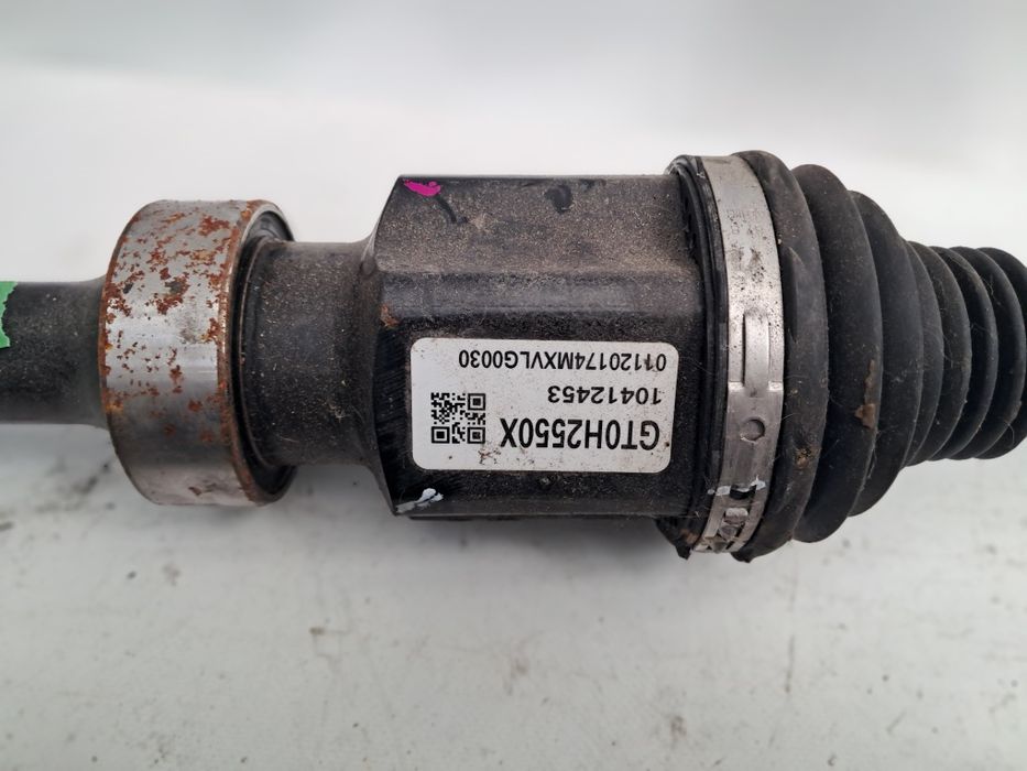 Полуоска Mazda CX-30